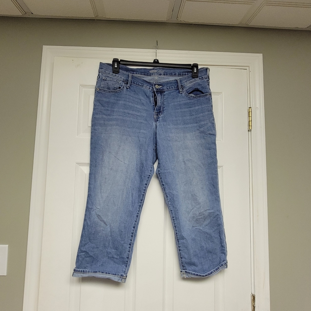 Old Navy Flirt Crop jeans